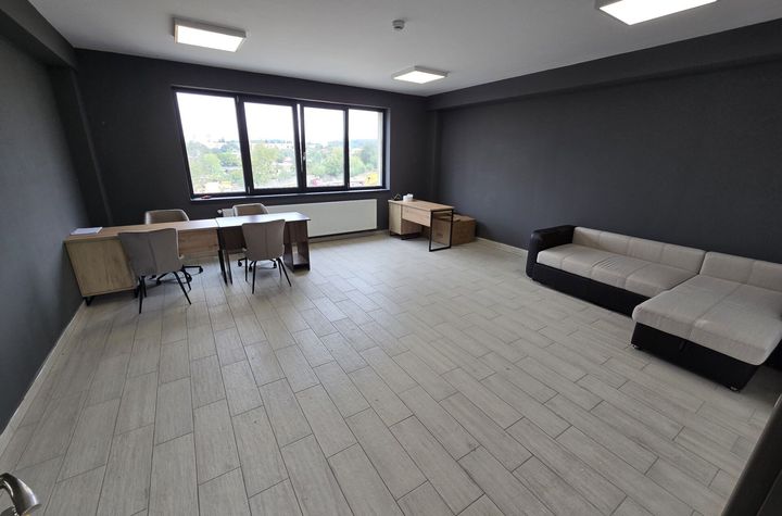 Birou 40 mp .parcare si utilităti incluse in pret anunturi imobiliare Mures