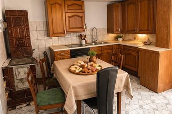 Casă - 4 camere de vanzare EXTERIOR EST - Brasov anunturi imobiliare Brasov