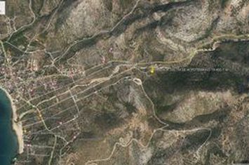Casă 200 mp pe teren 19.400 mp în Potos Theologos anunturi imobiliare Grecia