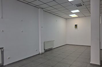 Spatiu Titan 85 mp zona Piata 1 Decembrie 1918 anunturi imobiliare Bucuresti