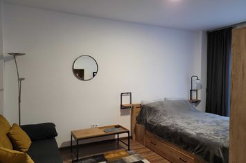 Garsonieră de vanzare TRACTORUL - Brasov anunturi imobiliare Brasov