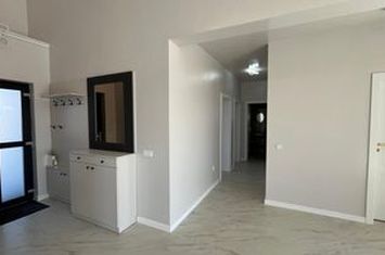 Casă - 4 camere de inchiriat SURA MICA - Sibiu anunturi imobiliare Sibiu