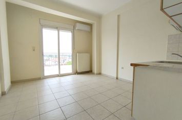 Studio 22 mp, etaj 4 în Saranda Martires (Serres) anunturi imobiliare Grecia