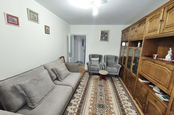 Apartament 3 camere de vanzare RADAUTI - Suceava anunturi imobiliare Suceava
