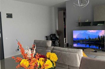 Apartament 3 camere de vanzare INTRE LACURI - Cluj anunturi imobiliare Cluj