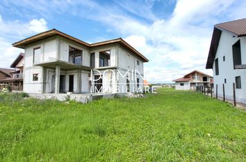 Vilă - 5 camere de vanzare TARGU-JIU - Gorj anunturi imobiliare Gorj