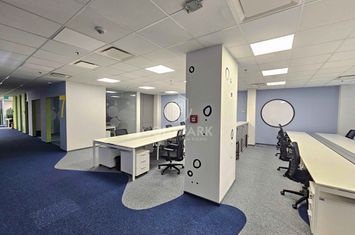 Spatiu de Birouri- Clasa A- Zona Centrala- Parking- Mobilat la Cheie anunturi imobiliare Cluj