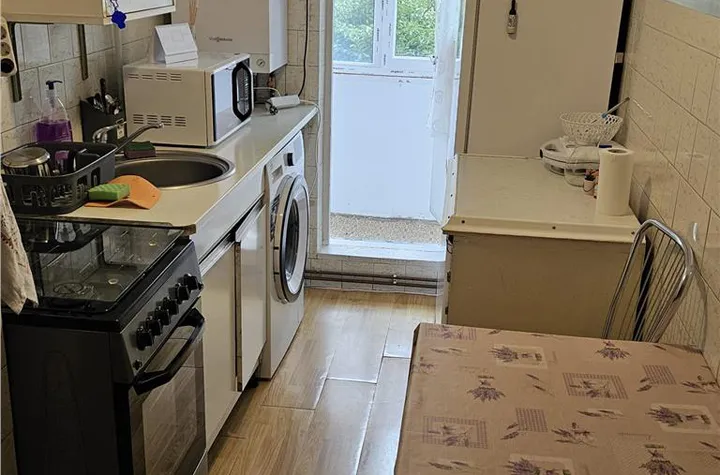 Apartament 2 camere de inchiriat CALEA BUCURESTI - Brasov anunturi imobiliare Brasov