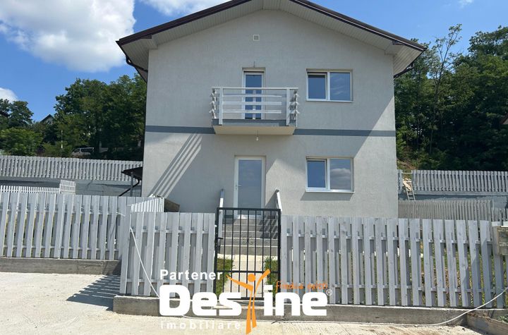 Vilă - 4 camere de vanzare VALEA LUPULUI - Iasi anunturi imobiliare Iasi