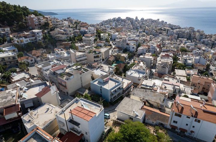 Teren construibil 180 mp în Chorafa, Kavala anunturi imobiliare Grecia