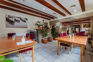 Afacere HoReCa de preluat – Pizzeria Venezia, Arad anunturi imobiliare Arad