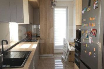 Apartament 3 camere de vanzare BACIU - Cluj anunturi imobiliare Cluj