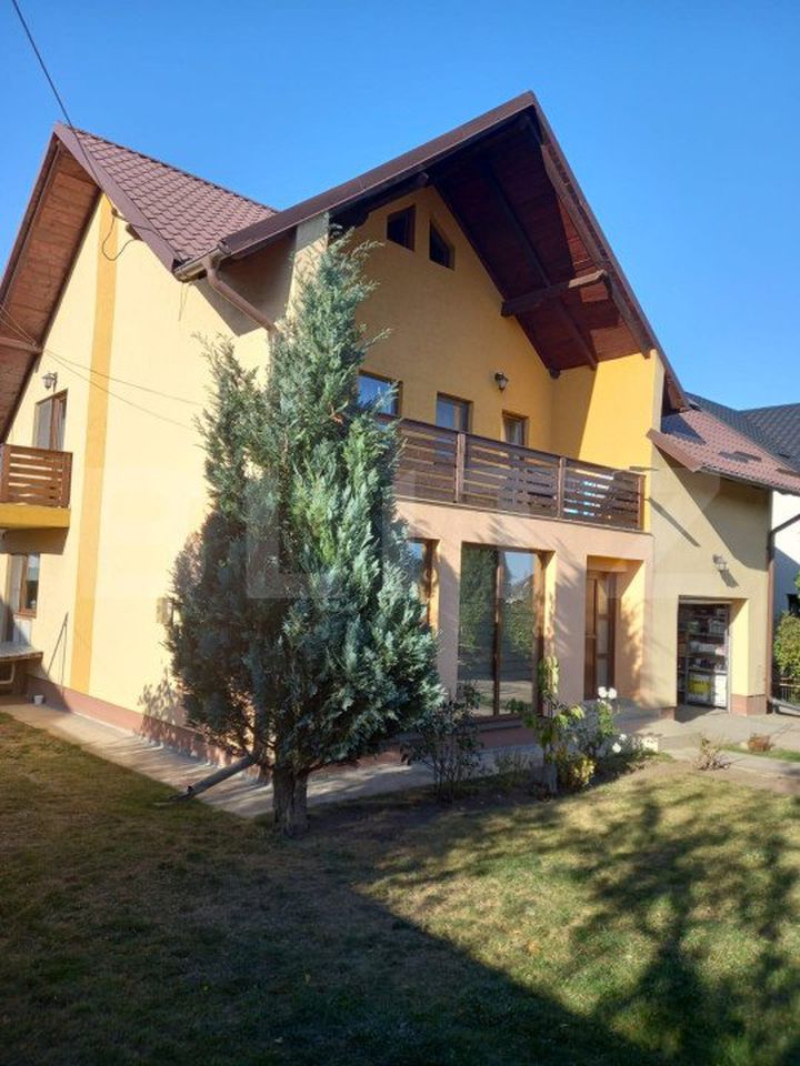 Vilă - 4 camere de vanzare SFANTU ILIE - Suceava anunturi imobiliare Suceava