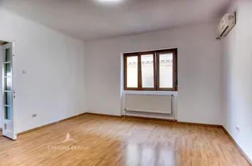 Calarasilor - Piata Sf. Stefan / Spatiu de birouri in vila, 92 mp anunturi imobiliare Bucuresti