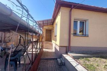 0 COMISION Casa zona Scolii Emil Isac, front la 2 strazi-Dambul Rotund anunturi imobiliare Cluj