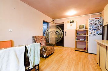 Apartament 3 camere de vanzare CANTEMIR - Bihor anunturi imobiliare Bihor