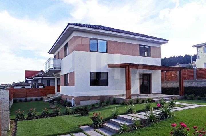 Vilă - 4 camere de vanzare CHINTENI - Cluj anunturi imobiliare Cluj