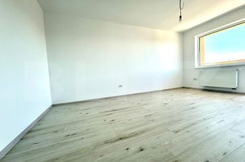Apartament 2 camere de vanzare TRACTORU - Brasov anunturi imobiliare Brasov