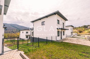 Vilă - 5 camere de vanzare CISNADIOARA - Sibiu anunturi imobiliare Sibiu