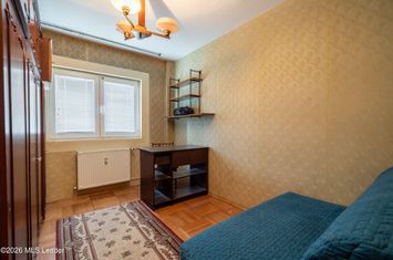 Vanzare 4 camere Moșilor, vis-a-vis de Banca Transilvania, etaj 2 anunturi imobiliare Bucuresti