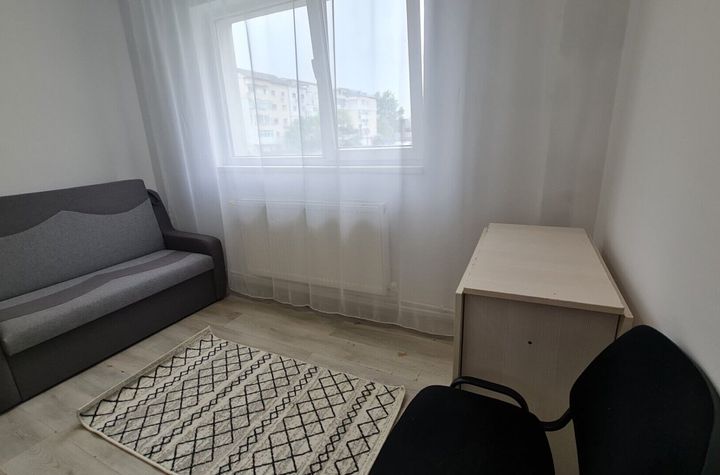 220EURO-Garsoniera tip studio spre inchiriere zona FRUMOASA anunturi imobiliare Iasi