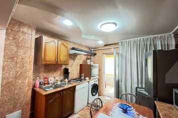 Apartament 2 camere de vanzare BOTOSANI - Botosani anunturi imobiliare Botosani
