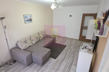 Apartamnet cu 3 camere de vanzare in Campina, Central anunturi imobiliare Prahova