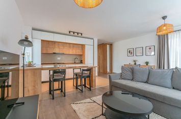 Apartament Alpha Arena: 64 mp utili + 18 mp terasă | Parcare inclusă anunturi imobiliare Brasov