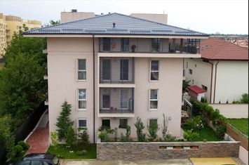 Penthouse lux,su330mp locatie ultracentrala,vedere superba,acces direct din lift ! anunturi imobiliare Bucuresti
