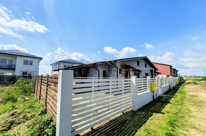 Casă - 3 camere de vanzare COMUNA BERCENI - Bucuresti anunturi imobiliare Bucuresti