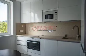 Popesti Leordeni - Splaiul unirii -  Garsoniera decomandata anunturi imobiliare Bucuresti