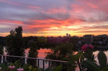 Vanzare ap. 3 cam. cu vedere panoramica pe malul lacului Plumbuita, anunturi imobiliare Bucuresti