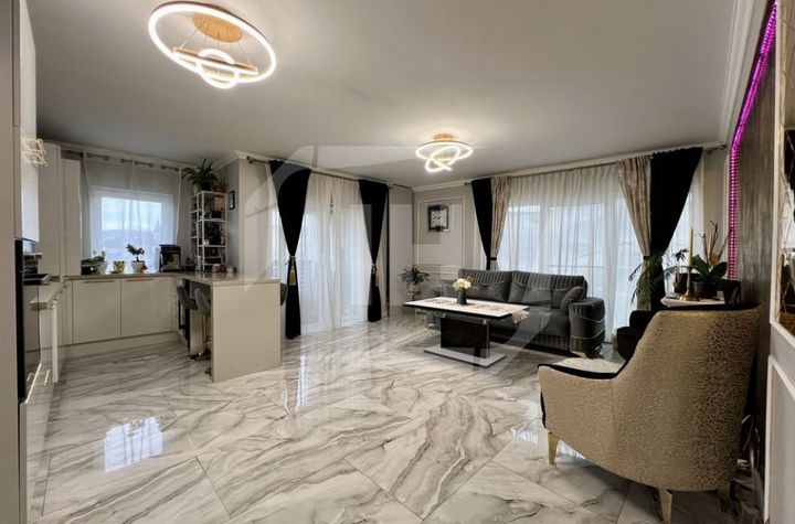 Apartament 3 camere de vanzare CLUJ-NAPOCA - Cluj anunturi imobiliare Cluj