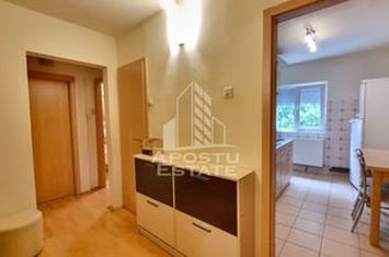 Apartament 3 camere, etaj intermediar, centrala proprie, zona Lipovei anunturi imobiliare Timis