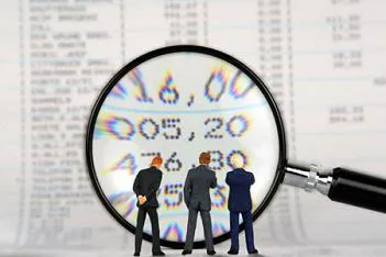 Noua lege fiscală intră în vigoare la 1 iulie cu noi taxe pe clădiri, depozite şi bonuri de masă