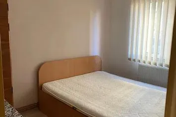 Apartament 2 camere de vanzare FLORILOR - Brasov anunturi imobiliare Brasov
