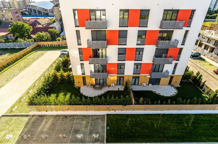 SINGURUL APARTAMENT CU GRADINA DIN NOUL BLOC R39, ARED RED 9 anunturi imobiliare Arad