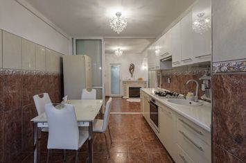 Exclusiv! Apartament 4 camere, 102 mp, etaj 3, Nicolae Titulescu anunturi imobiliare Cluj