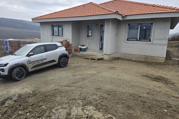 Casa 4 camere,2 băi,127 mp, 618mp teren,  0% comision anunturi imobiliare Mures