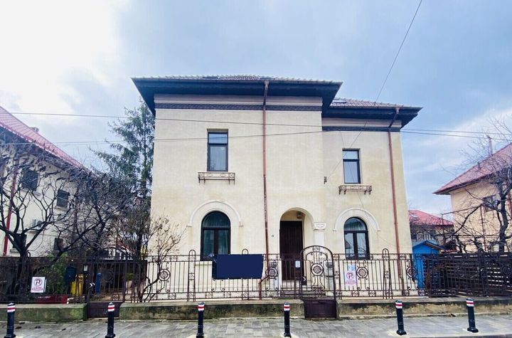Vila cu arhitectura frumoasa, Floreasca anunturi imobiliare Bucuresti