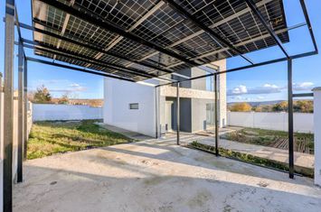 Vilă - 4 camere de vanzare VISAN - Iasi anunturi imobiliare Iasi