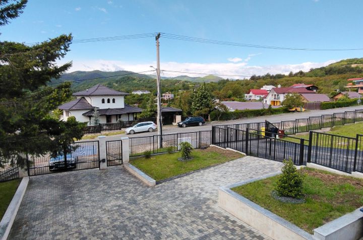 Vilă - 4 camere de vanzare CISNADIOARA - Sibiu anunturi imobiliare Sibiu