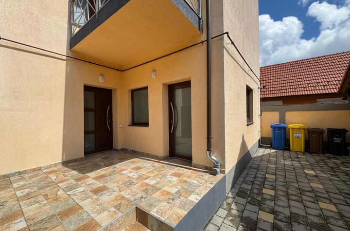 Casă - 5 camere de vanzare SIBIU - Sibiu anunturi imobiliare Sibiu