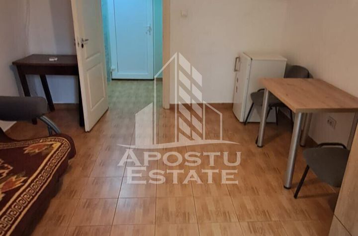 Garsoniera mare, aproape de noul UVT, zona Modern anunturi imobiliare Timis
