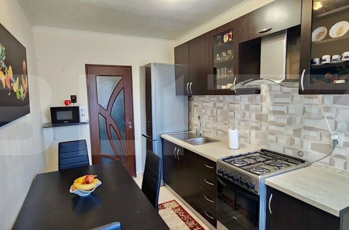 Apartament 4 camere de vanzare ORADEA - Bihor anunturi imobiliare Bihor