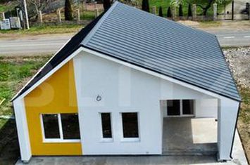 Casă - 4 camere de vanzare SATU MARE - Satu Mare anunturi imobiliare Satu Mare
