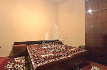 Casa individuala 3 camere, teren 678 mp Parneava anunturi imobiliare Arad