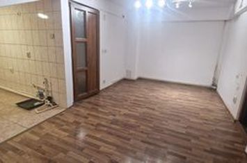 Apartament 3 camere de vanzare BARIERA VALCII - Dolj anunturi imobiliare Dolj