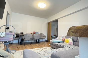 Apartament 3 camere de vanzare SUCEAVA - Suceava anunturi imobiliare Suceava
