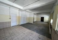 3.000 €, Spațiu industrial